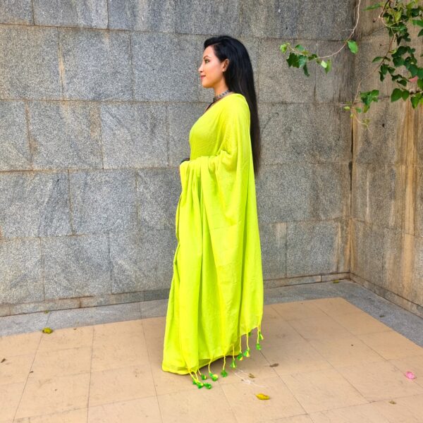 Khadi cotton green handloom saree - Image 2