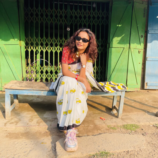 White Mulmul Saree with Yellow Taxi Print & Black-Yellow Stripes - Image 5