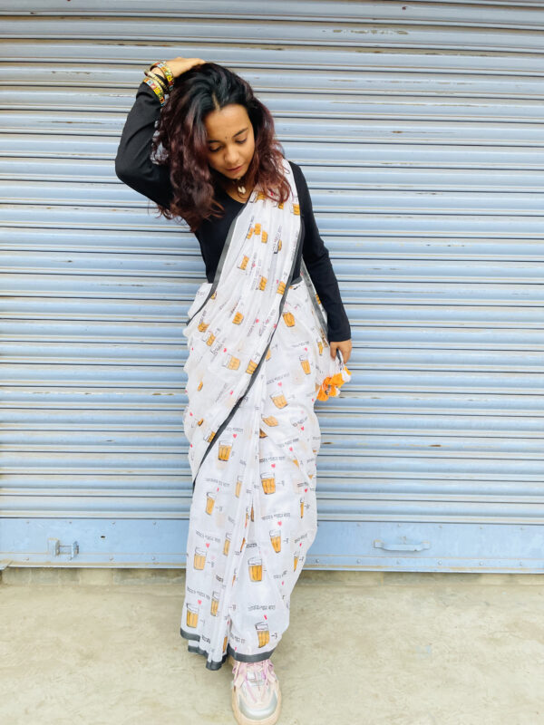 White Mulmul Saree with Tea Glass Print - Image 5
